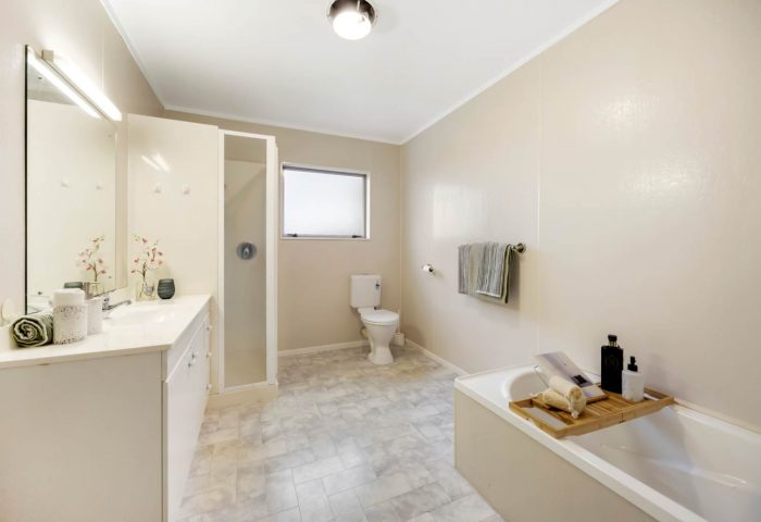 52 Hetherington Road, Ranui, Waitakere City, Auckland, 0612, New Zealand