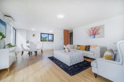 15 Justamere Place, Weymouth, Manukau City, Auckland, 2103, New Zealand