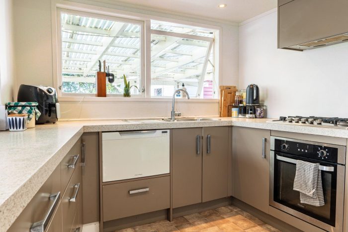 88 Atkinson Avenue, Otaki Beach, Kapiti Coast, Wellington, 5512, New Zealand