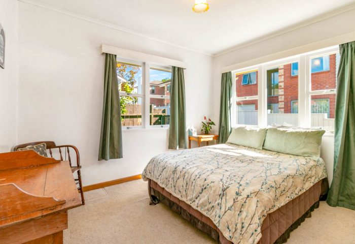 4 Korau Road, Greenlane, Auckland, 1051, New Zealand