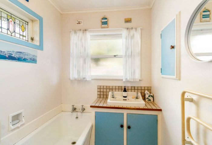 4 Korau Road, Greenlane, Auckland, 1051, New Zealand