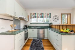 18 Kurahaupo Street, Orakei, Auckland, 1071, New Zealand