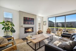 7 Kyeburn Street, Wanaka, Otago, 9305, New Zealand