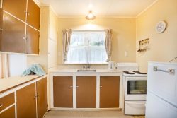 51 Leicester Street, Cannons Creek, Porirua, Wellington, 5024, New Zealand