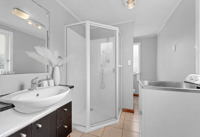 17 Lillington Road, Remuera, Auckland, 1050, New Zealand