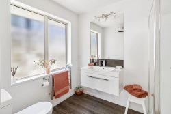 2/253 Otipua Road, Highfield, Timaru, Canterbury, 7910, New Zealand
