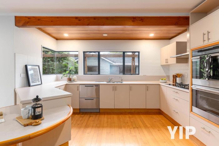 10 Longmont Terrace, Churton Park, Wellington, 6037, New Zealand