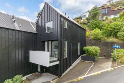 9 Erica Pabst Way, Island Bay, Wellington, 6023, New Zealand