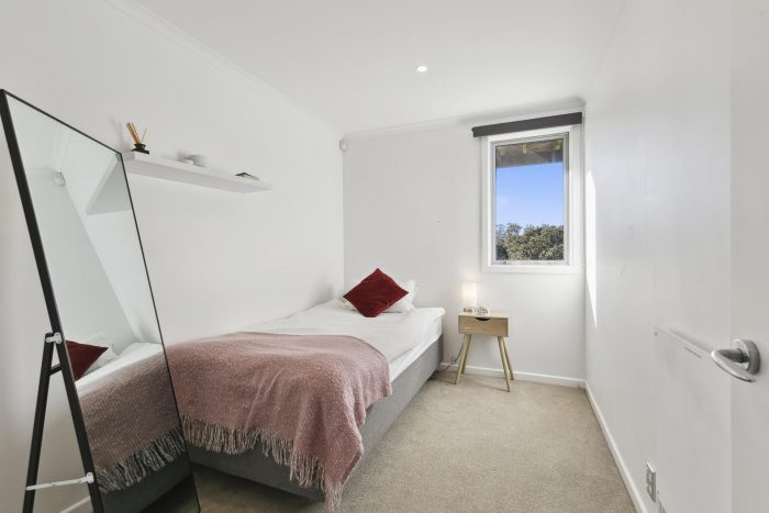 27 The Rigi, Northland, Wellington, 6012, New Zealand