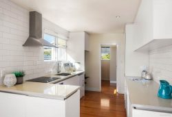 81 Oranga Avenue, Onehunga, Auckland, 1061, New Zealand