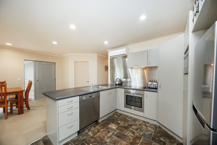 10 Ouse Street, Rongotea, Manawatu, Manawatu / Whanganui, 4476, New Zealand