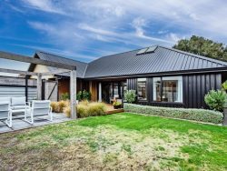 51 Price Street, Grasmere, Invercargill, Southland, 9810, New Zealand