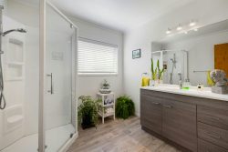 52 Queen Street, Cambridge, Waipa, Waikato 3434, New Zealand