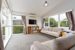 15 Silverbirch Grove, Churton Park, Wellington, 6037, New Zealand
