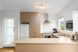 15 Silverbirch Grove, Churton Park, Wellington, 6037, New Zealand