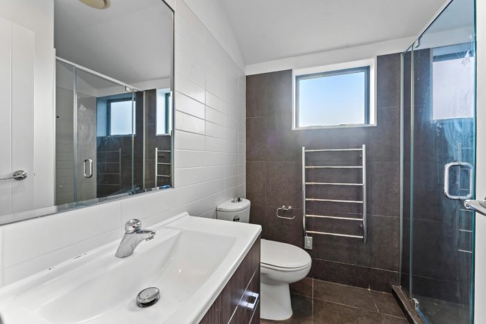 2/11 Hatfield Place, Albany Heights, Rodney, Auckland, 0632, New Zealand