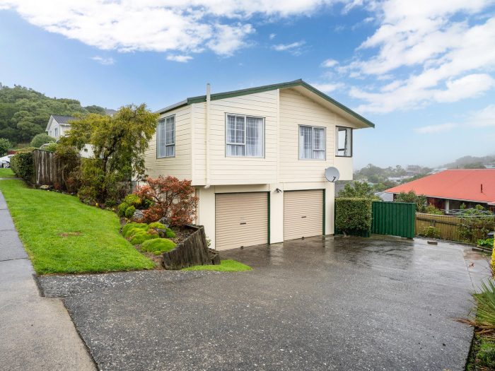 4 Tralee Place, Johnsonville, Wellington, 6037, New Zealand