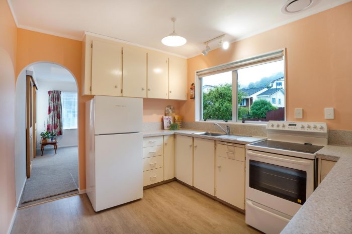 4 Tralee Place, Johnsonville, Wellington, 6037, New Zealand