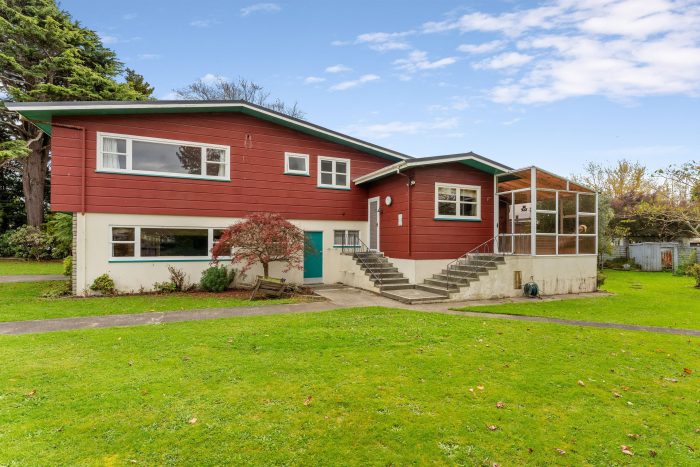43 Wakeman Street, Pahiatua, Tararua, Manawatu / Whanganui, 4910, New Zealand
