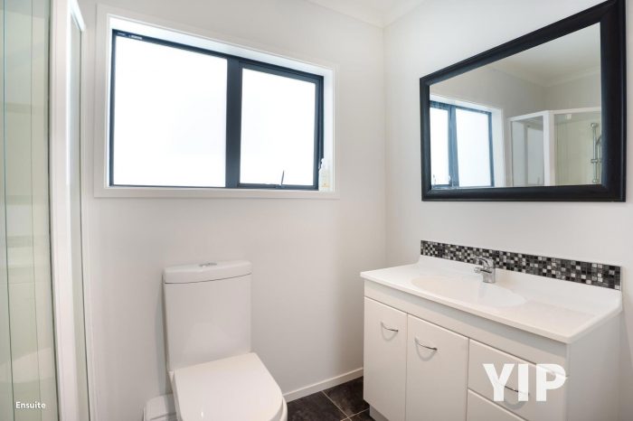 140 Woodman Drive, Tawa, Wellington, 5028, New Zealand
