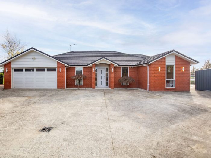 13 Arista Way, Rototuna, Hamilton, Waikato, 3210, New Zealand