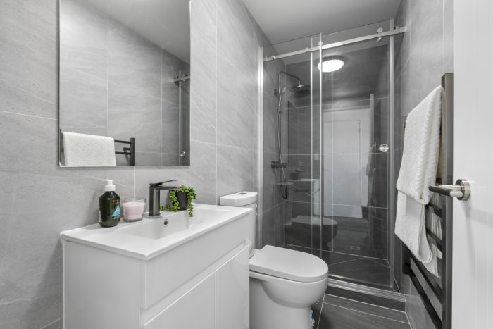 1B Bellville Drive, Clendon Park, Manukau City, Auckland, 2103, New Zealand