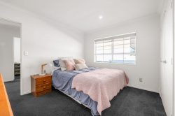 42 Gilbass Avenue, Hamilton Lake, Hamilton, Waikato, 3204, New Zealand