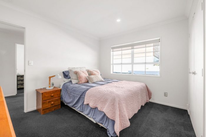42 Gilbass Avenue, Hamilton Lake, Hamilton, Waikato, 3204, New Zealand