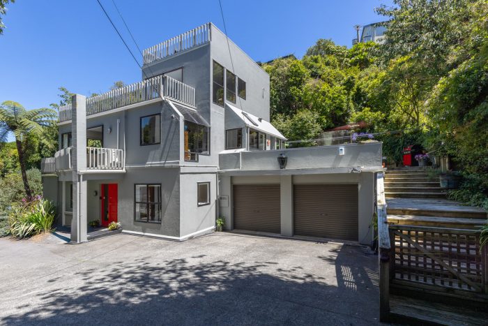21 Gordon Road, Plimmerton, Porirua, Wellington, 5026, New Zealand
