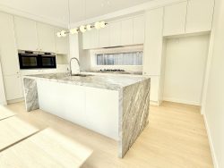 8 Hayley Court, Millwater, Rodney, Auckland, 0932, New Zealand