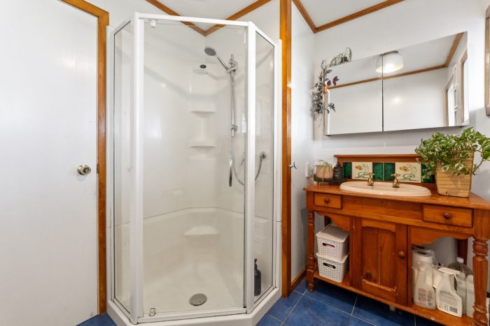 2326 State Highway 16, Helensville, Rodney, Auckland, 0875, New Zealand