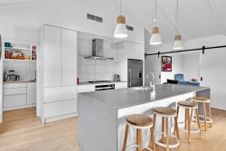 72 Infinity Drive, Wanaka, Otago, 9305, New Zealand