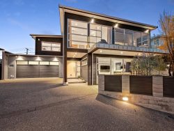 2 Arakan Way, Khandallah, Wellington, 6035, New Zealand