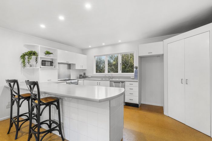44 Kahu Road, Paremata, Porirua, Wellington, 5024, New Zealand