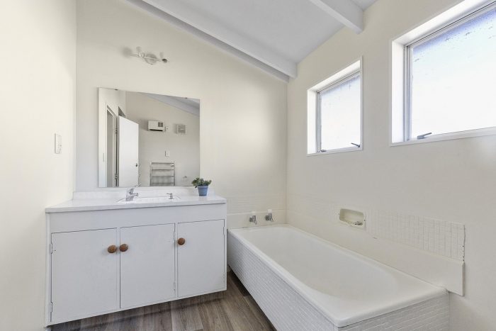 9 Keel Place, Whitby, Porirua, Wellington, 5024, New Zealand