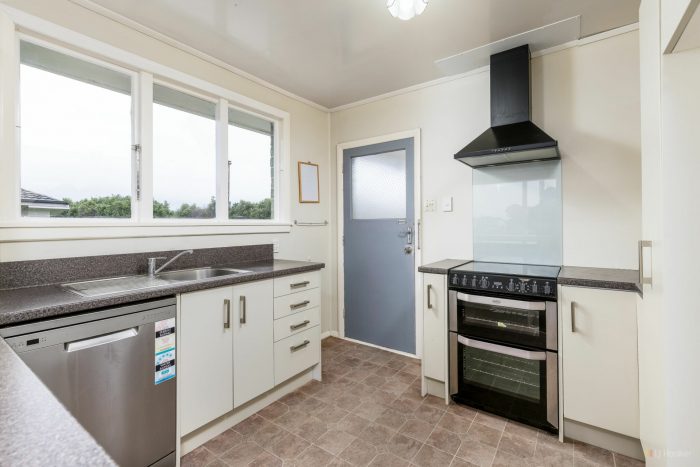 2 Kennedy Crescent, Waimate, Canterbury, 7924, New Zealand