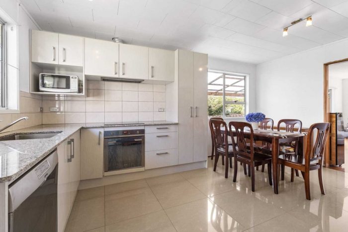 12 Kereru Place, Half Moon Bay, Auckland, 2012, New Zealand