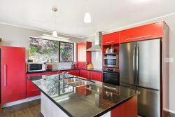 19C Cave Road, Houghton Bay, Wellington, 6023, New Zealand