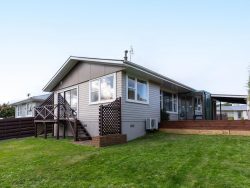33 Lynda Avenue, Paparangi, Wellington, 6037, New Zealand