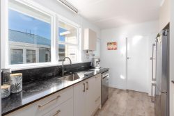 33 Lynda Avenue, Paparangi, Wellington, 6037, New Zealand