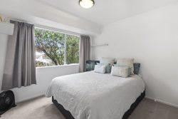 35 Rifleman Rise, Unsworth Heights, North Shore City, Auckland, 0632, New Zealand