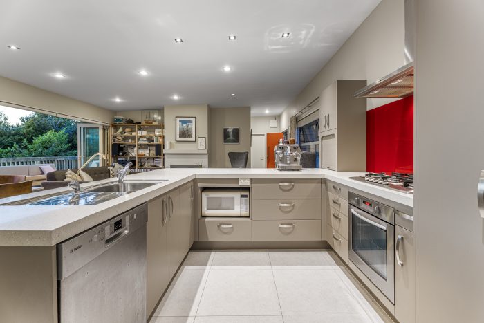 5 Newton Road, Oneroa, Waiheke Island, Auckland, 1081, New Zealand