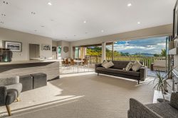 5 Newton Road, Oneroa, Waiheke Island, Auckland, 1081, New Zealand