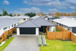 30 Quinn Crescent, Ravenswood, Waimakariri, Canterbury, 7610, New Zealand