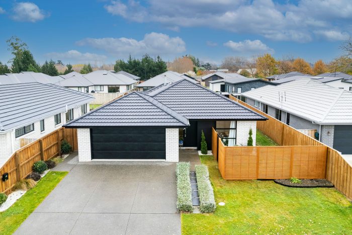 30 Quinn Crescent, Ravenswood, Waimakariri, Canterbury, 7610, New Zealand