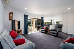 7 Cooper Crescent, Cambridge, Waipa, Waikato, 3434, New Zealand