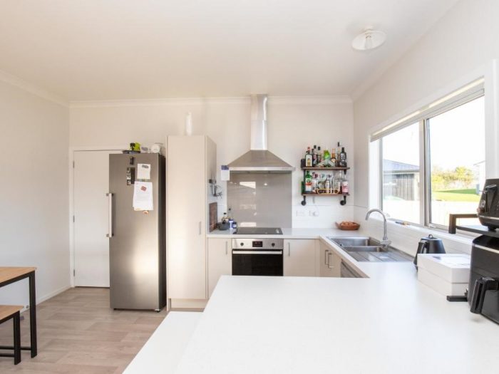 8 Fernleigh Street, Kerepehi, Hauraki, Waikato, 3671, New Zealand