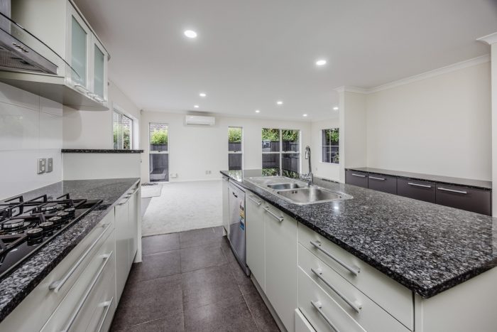 10 Savina Court, Flat Bush, Manukau City, Auckland, 2019, New Zealand