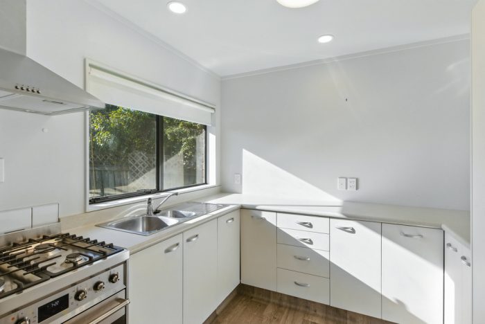 20A Wood Leigh, Paraparaumu Beach, Kapiti Coast, Wellington, 5032, New Zealand