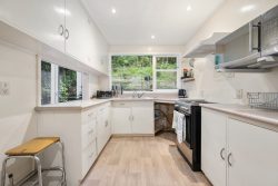 7 Astor Street, Karori, Wellington, 6012, New Zealand